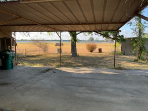 122 W Birch St in Elm Mott, TX - Building Photo - Building Photo