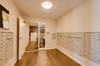 Johnston Crossing Senior Apartments I in Johnston, IA - Building Photo - Building Photo