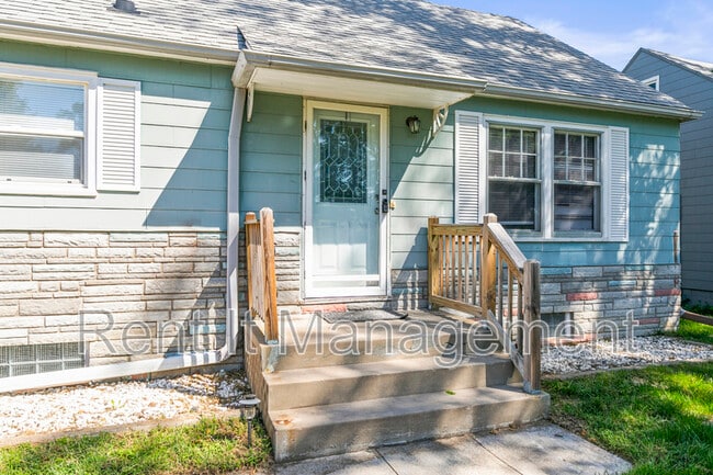 2609 S Crawford St in Bellevue, NE - Foto de edificio - Building Photo