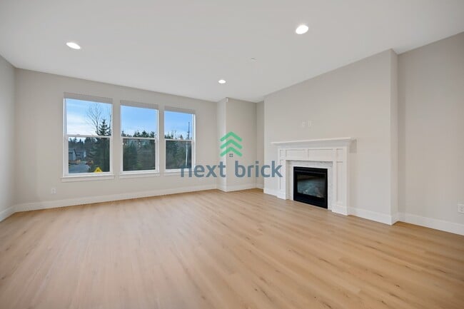 13429 35th Dr SE in Mill Creek, WA - Building Photo - Building Photo