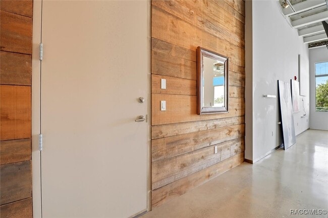 property at 302 SE Broadway St