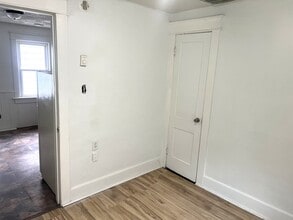 516 E 22nd St, Unit 2 in Erie, PA - Building Photo - Building Photo