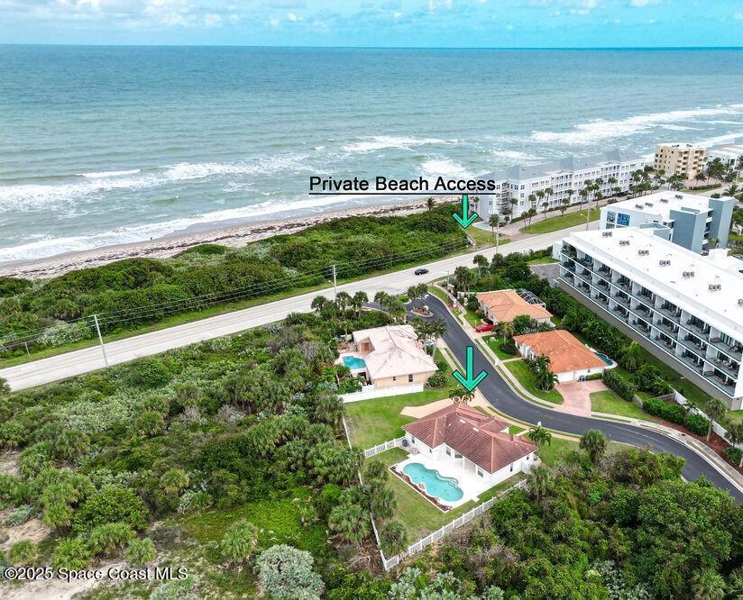 120 Ocean Ridge Dr in Melbourne Beach, FL - Foto de edificio