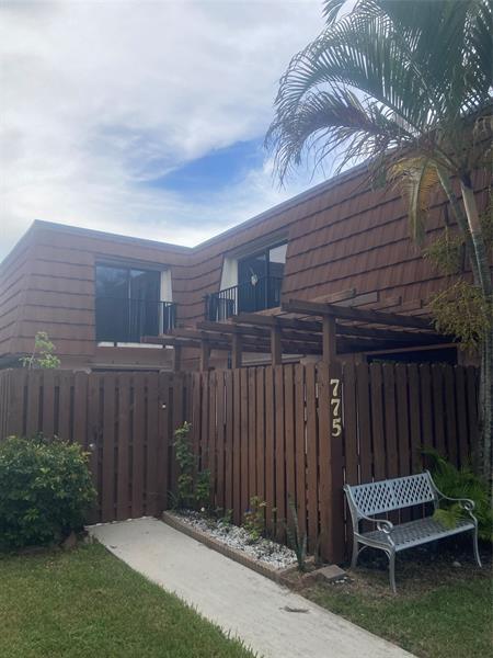 property at 775 SW 120th Way