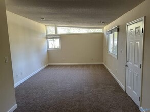 427 S Edgemont Cir NW in Huntsville, AL - Building Photo - Building Photo