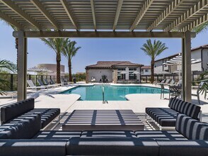 Amavi Aster Ridge in Phoenix, AZ - Foto de edificio - Building Photo