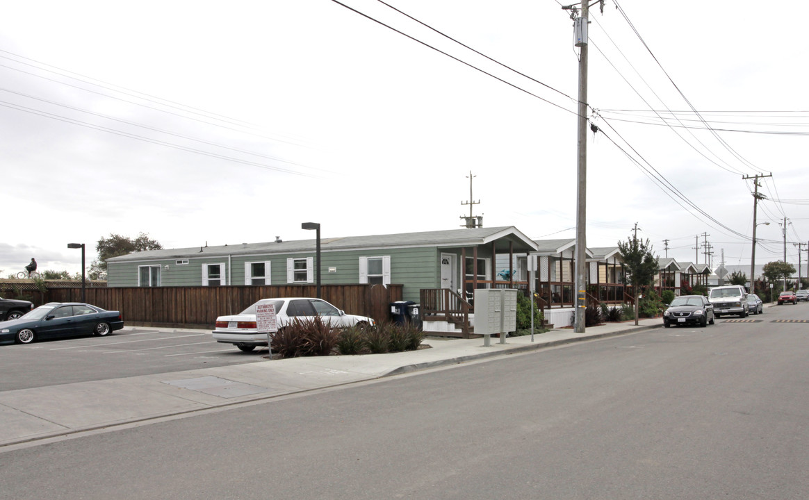 Riverside Mobile Home Park in Watsonville, CA - Building Photo