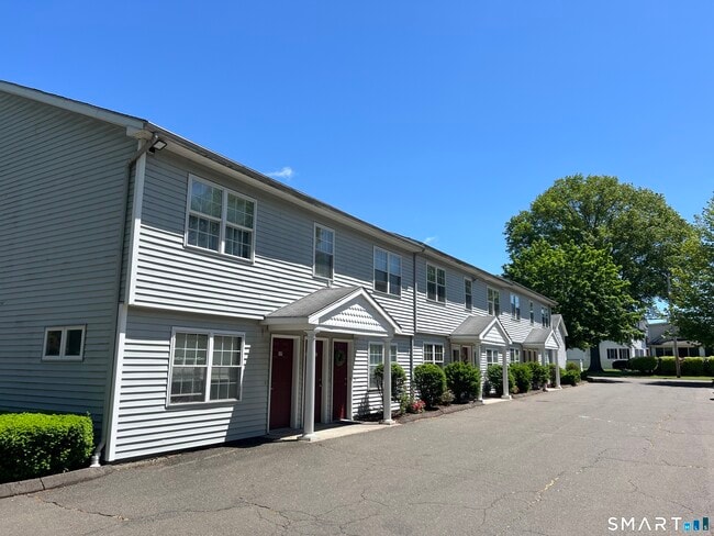 57 Chapel St in Wallingford, CT - Building Photo - Building Photo