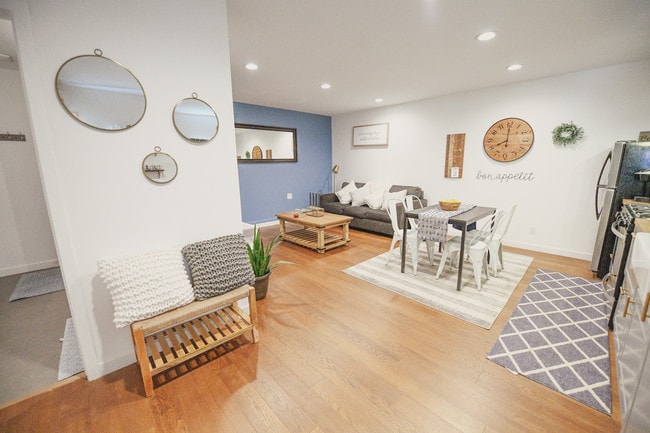 5534 Alcove Ave, Unit 2