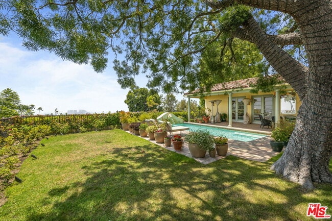 property at 1634 Gilcrest Dr