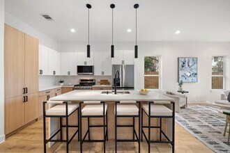 309 E 43rd St in Houston, TX - Building Photo - Building Photo