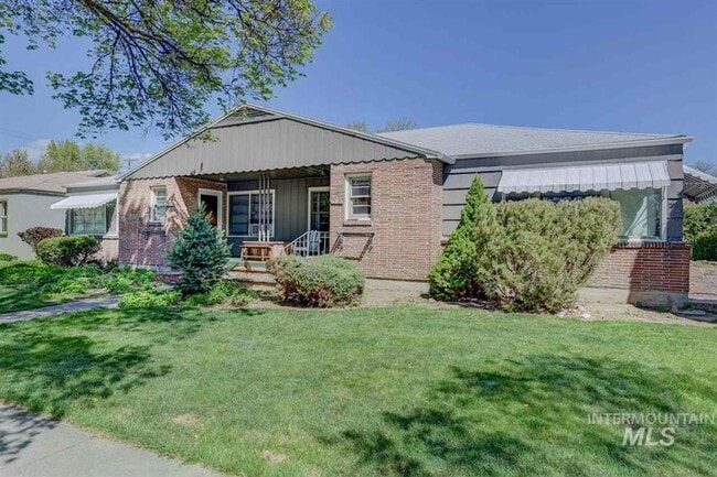 property at 1210-1212 N 20th St