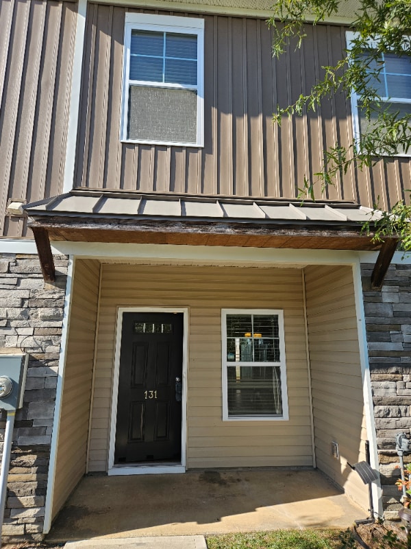 property at 131 Hunters Grove Dr