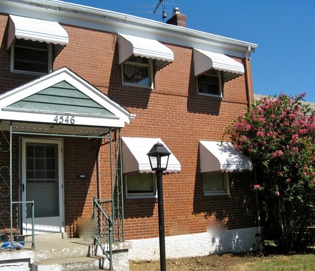 4546 Camberwell Rd, Unit #2