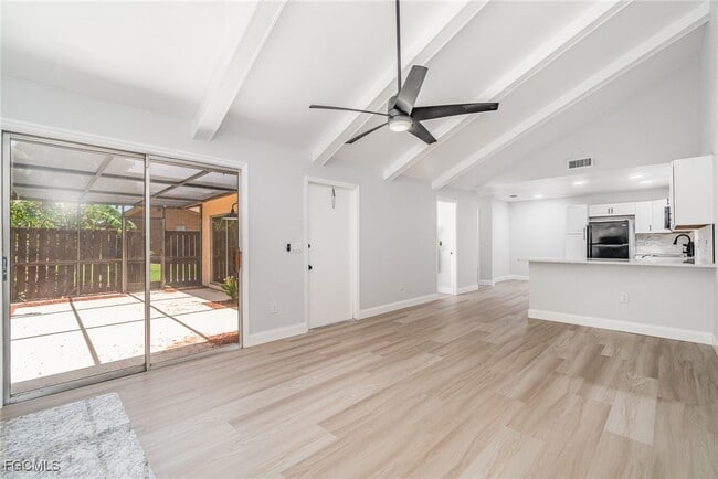 17287 Timber Oak Ln in Ft. Myers, FL - Building Photo - Building Photo