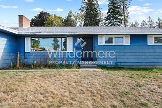 6828 N G St in Spokane, WA - Building Photo - Building Photo