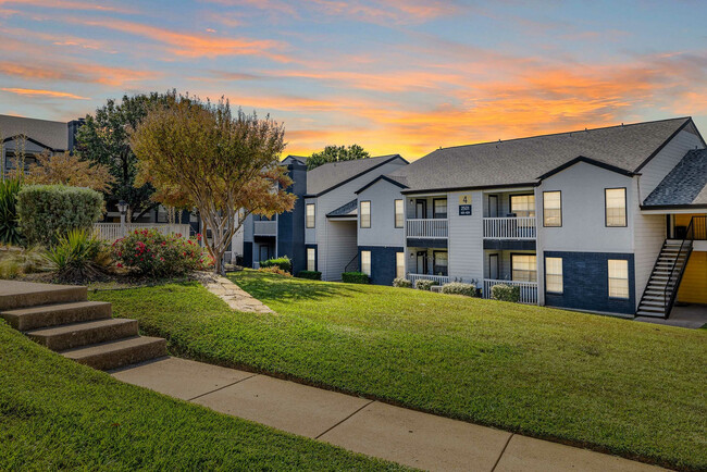 Jaxon in Arlington, TX - Building Photo - Building Photo