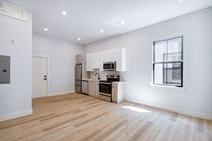 3439 Lancaster Ave, Unit 26 in Philadelphia, PA - Building Photo