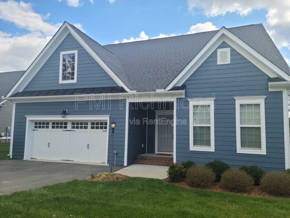 7183 Yare St in Glen Allen, VA - Building Photo