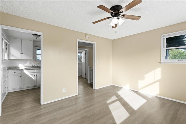 property at 301 W 14th St