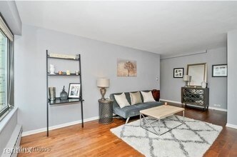 3420 N Lake Shore Dr-Unit -Apt 14K in Chicago, IL - Building Photo - Building Photo