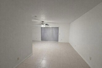 2428 Summerfield Pl in Kissimmee, FL - Building Photo - Building Photo