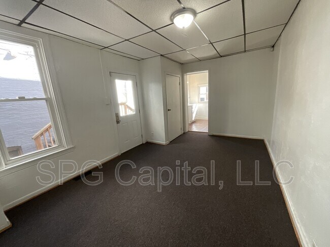 304 W Cottage Pl in York, PA - Building Photo - Building Photo