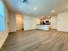 4830 Currant Rdg Ave in Las Vegas, NV - Building Photo - Building Photo