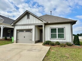 4004 Ashley Dr in Leeds, AL - Building Photo