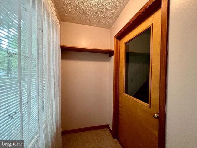 property at 148 Fieldstone Ln