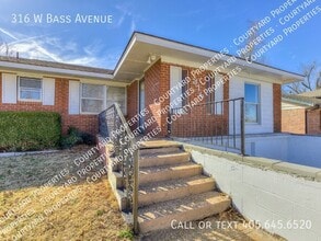 316 W Bass Ave in Yukon, OK - Building Photo - Building Photo