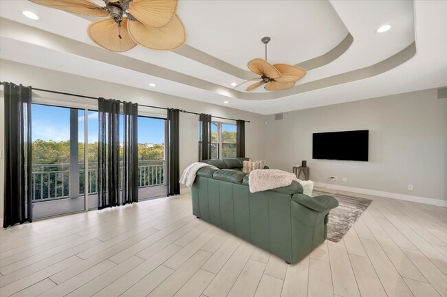 property at 763 Jacqueline Ln