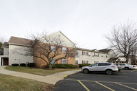 Rose Terrace in Oswego, IL - Building Photo - Building Photo