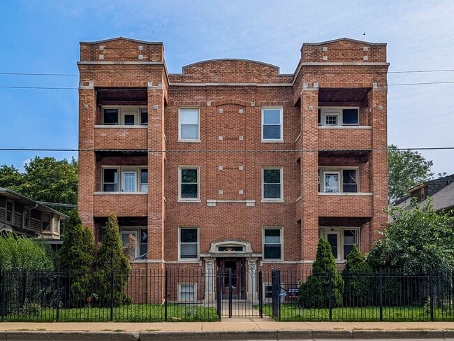 property at 3739 N Pulaski Rd