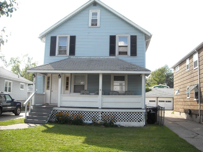 property at 120 lyndale ave