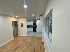 135 Zamora Ave in Coral Gables, FL - Building Photo