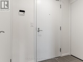 830-830 Lawrence Ave W in Toronto, ON - Building Photo - Building Photo