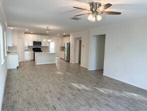 532 Pinecrest Loop in Davenport, FL - Building Photo - Building Photo