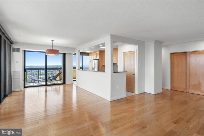 property at 400 Madison St