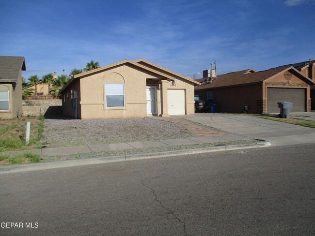 property at 11957 Mesquite Rock Dr