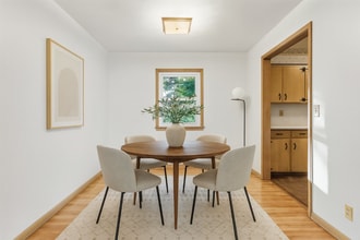 1744 Onacrest Curve in St. Paul, MN - Building Photo - Building Photo