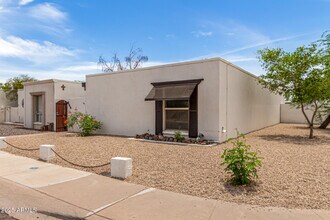 425 W Pebble Beach Dr in Tempe, AZ - Building Photo - Building Photo
