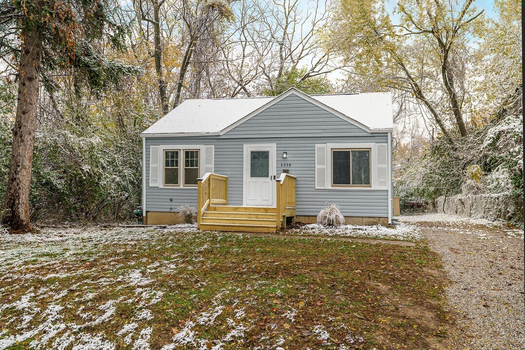 2228 Holt Ave in Columbus, OH - Building Photo
