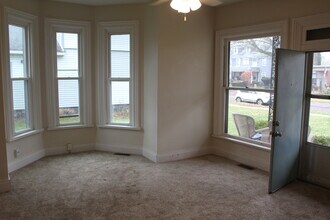 621 N King St, Unit 1 in Xenia, OH - Building Photo - Building Photo