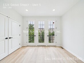 1326 Grove St in Philadelphia, PA - Building Photo - Building Photo