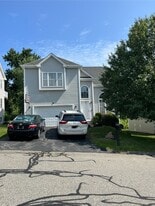 4 Zain Cir in Milford, MA - Building Photo