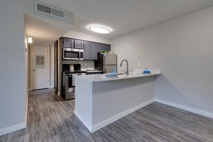 Winchester Run in Oklahoma City, OK - Building Photo