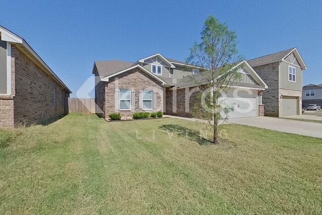 825 NW 4th St in Newcastle, OK - Building Photo - Building Photo