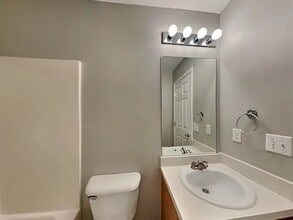 7051 Calderwood Dr, Unit AT792302 in Nashville, TN - Building Photo - Building Photo