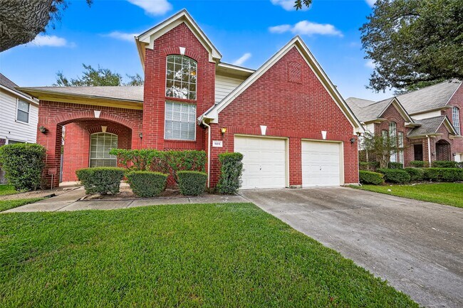 15618 Edgemere Ct in Sugar Land, TX - Building Photo - Building Photo